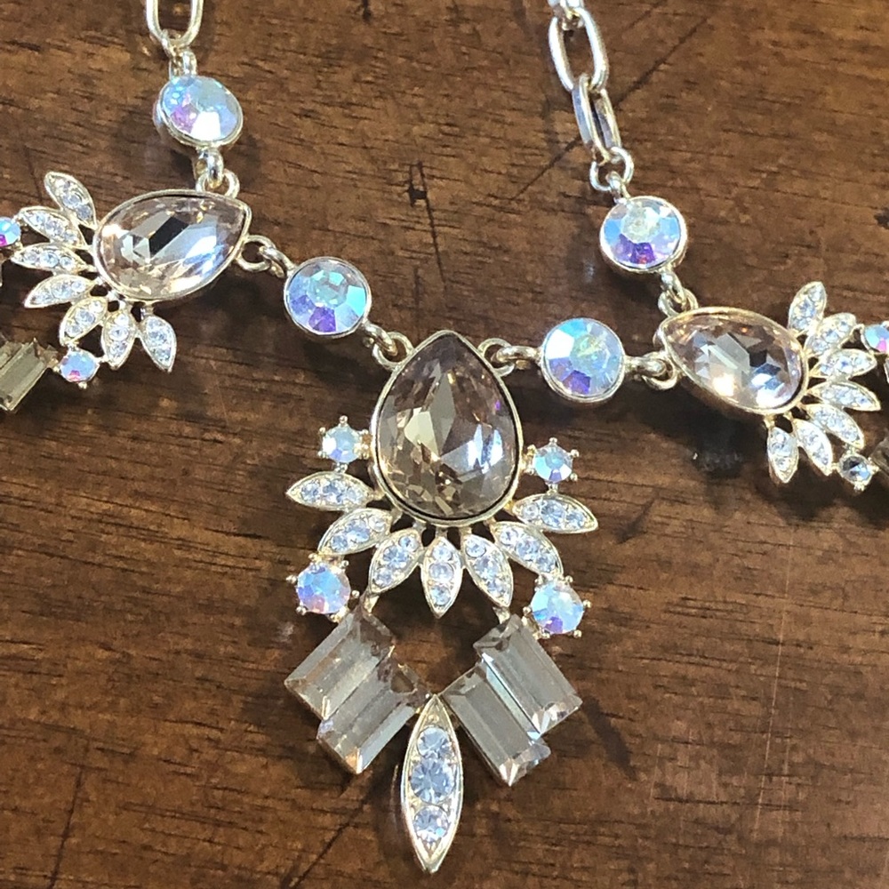 Swarovski Chrystal statement necklace gold plated